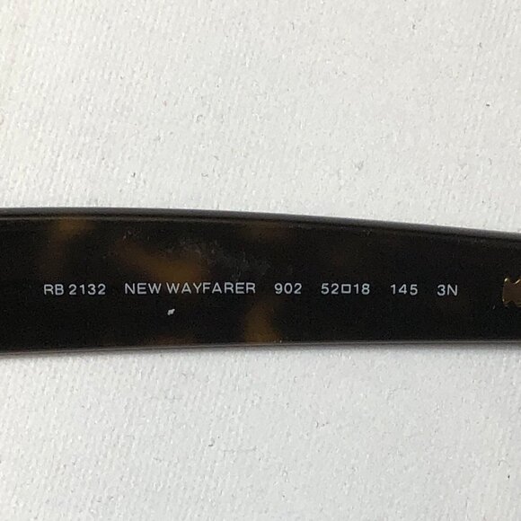 Ray-Ban New Wayfarer Tortoise Classic RB2132 902 52/18 145 3N Made In Italy - Picture 7 of 11